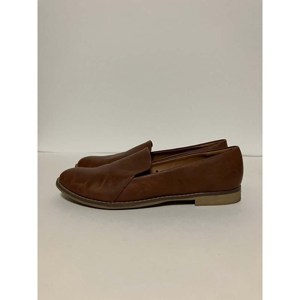 Indigo rd. Womens Loafers 8M Brown Faux Leather Minimalist Preppy Slip On Shoes